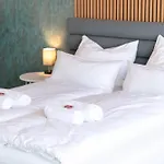 Aparthotel Citycenter - Serviced & 4*
