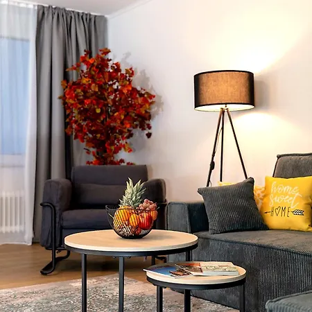 Aparthotel Deluxe & Citycenter 4*