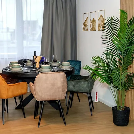 Deluxe & Citycenter 4* Oldenburg