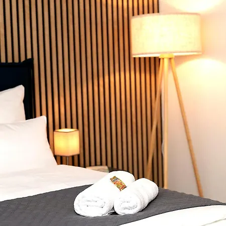 Deluxe & Citycenter 4* Oldenburg