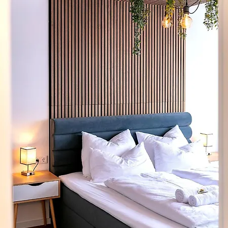 Aparthotel Deluxe & Citycenter 4*